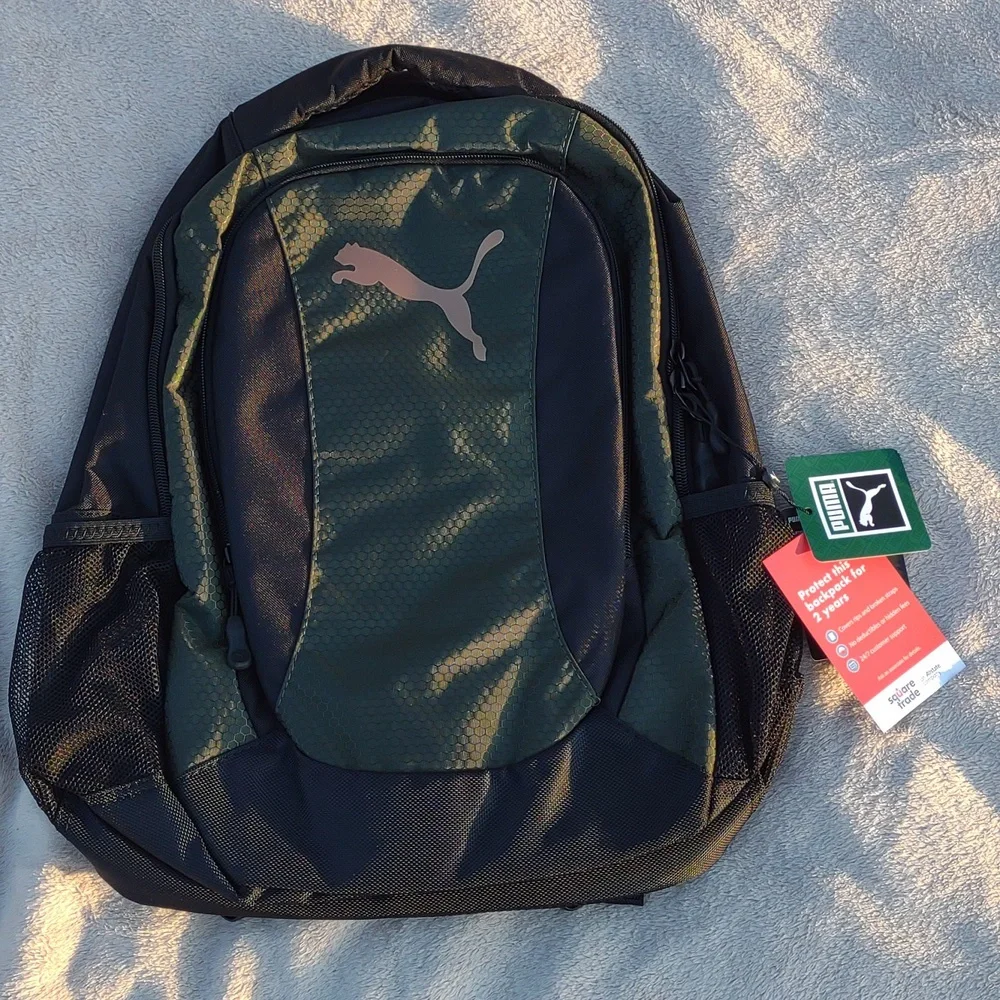 🙀PUMA Equivalence Backpack in Dark Green/Black